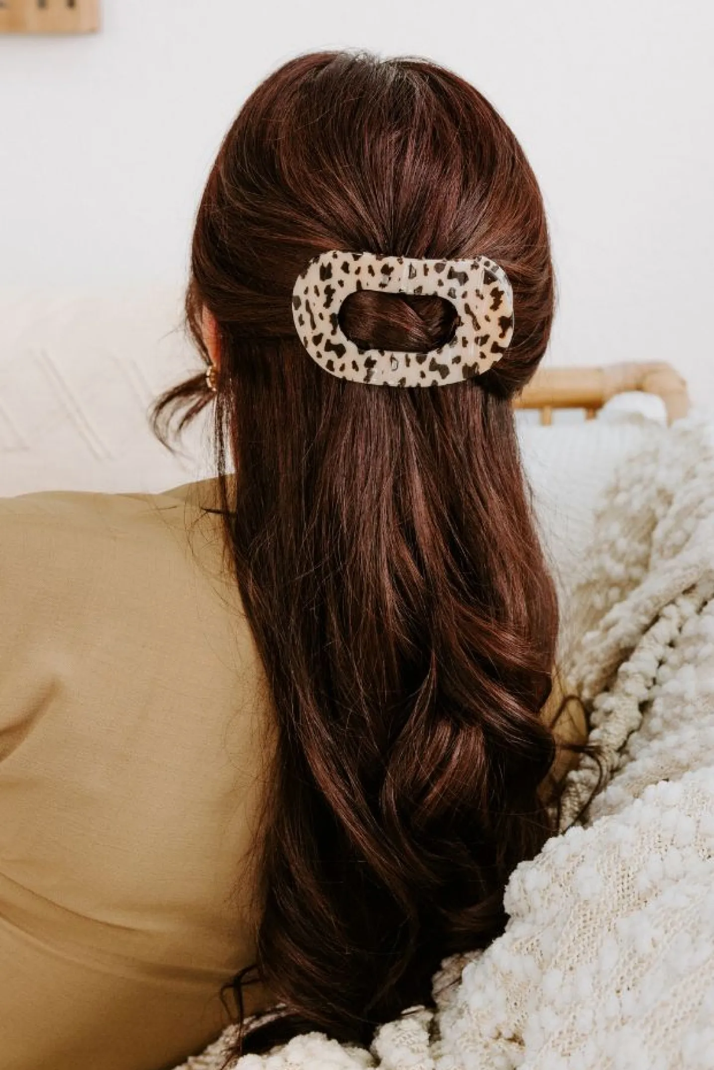 Blonde Tortoise Large Flat Round Hair Clip