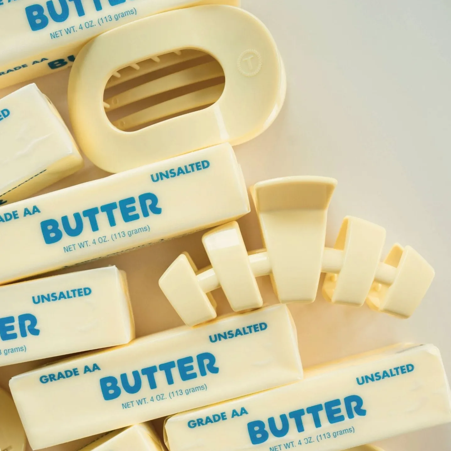 Classic Butter Yellow Medium Hair Clip