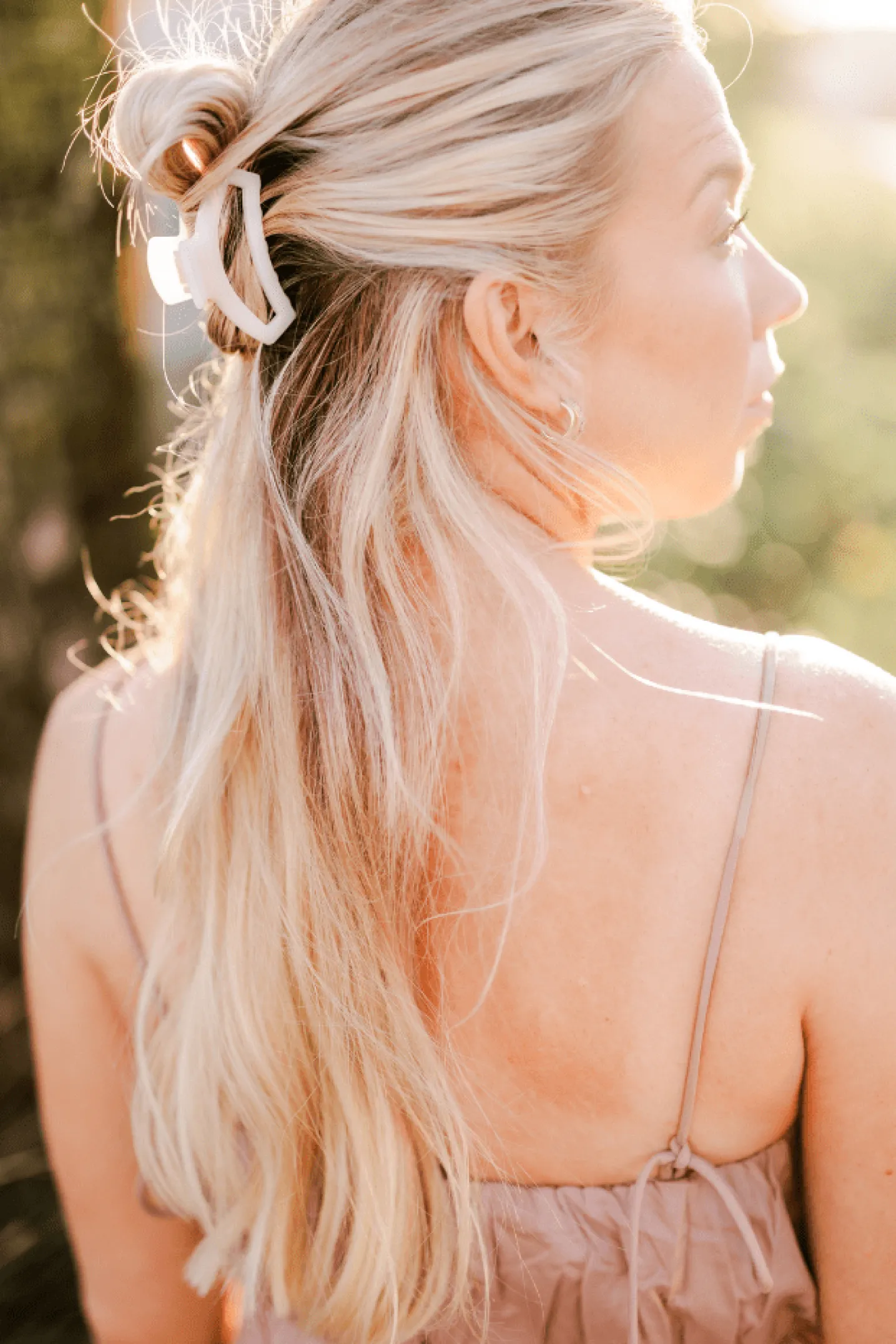 Open Coconut White Small Claw Hair Clip