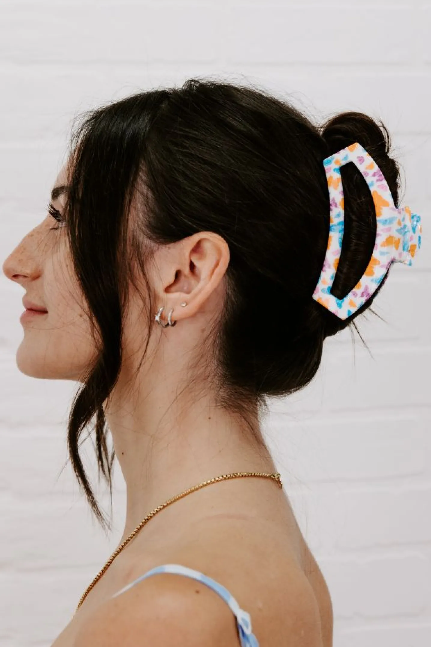 Open Fluttering By Large Claw Hair Clip