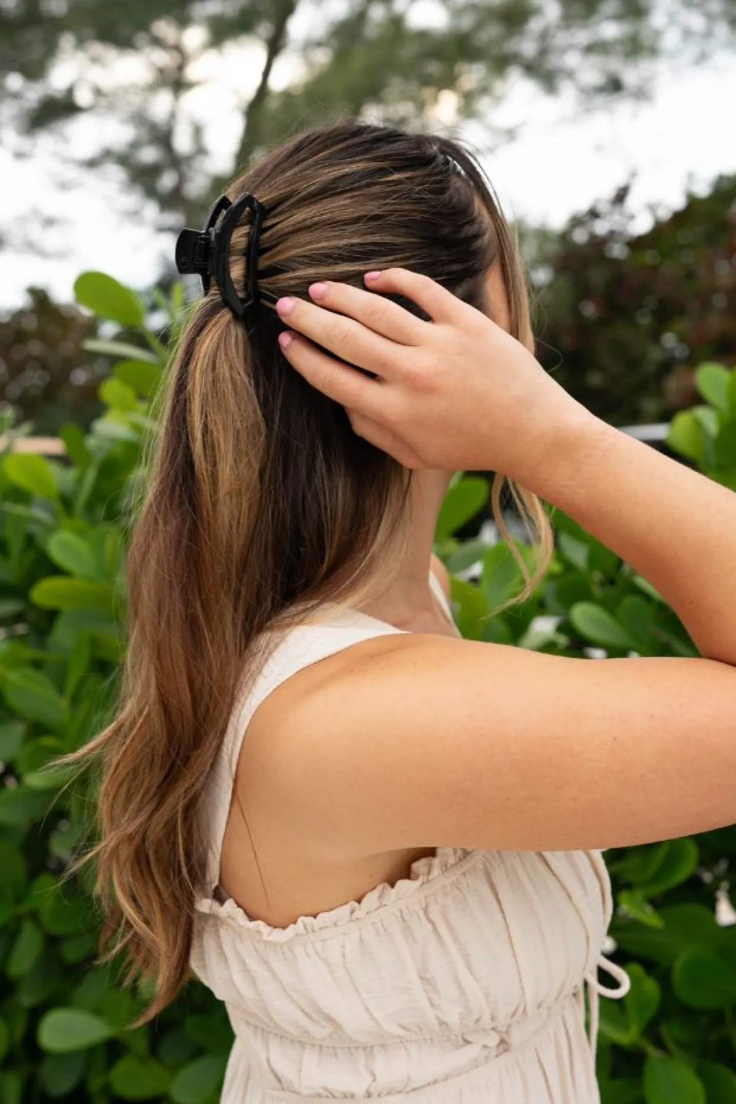 Open Jet Black Small Claw Hair Clip